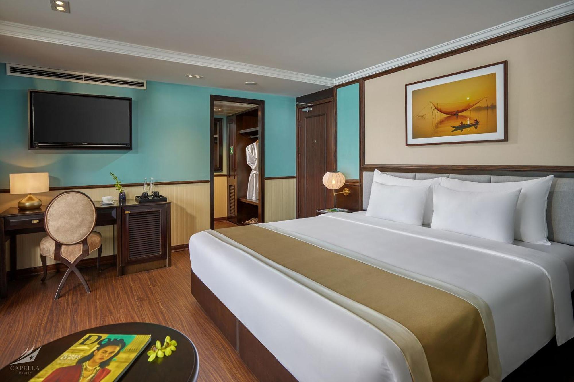 Halong Capella Cruise - Member Of Lyra Cruise Collection Hotel Ha Long Exterior photo